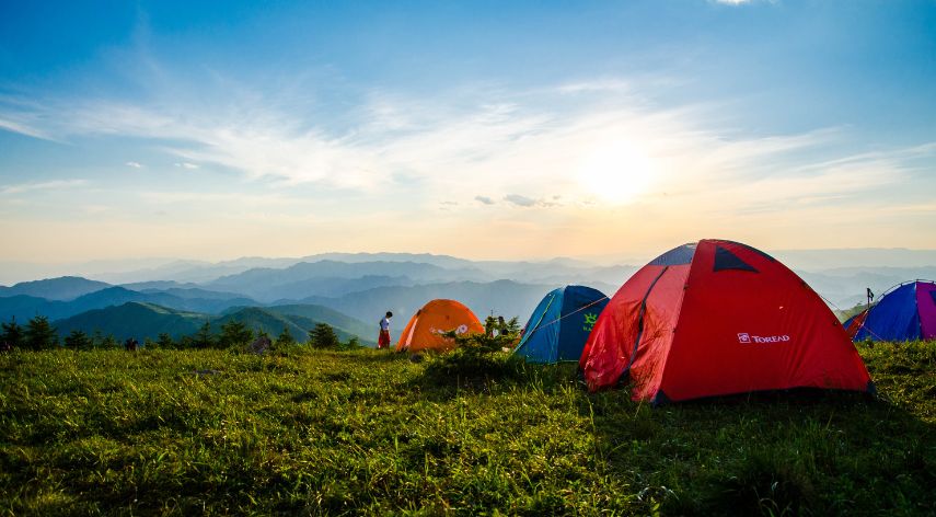 7 Things to Avoid While Camping