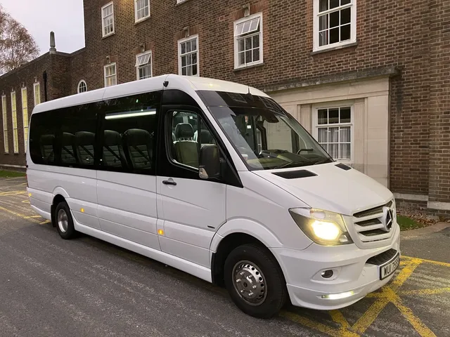 Exploring the Advantages of Minibus Hire in Blackpool